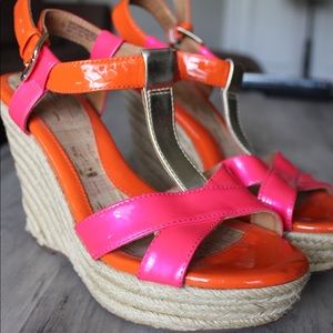 Sofft Pink Orange & Gold Wedge Shoes Size 7